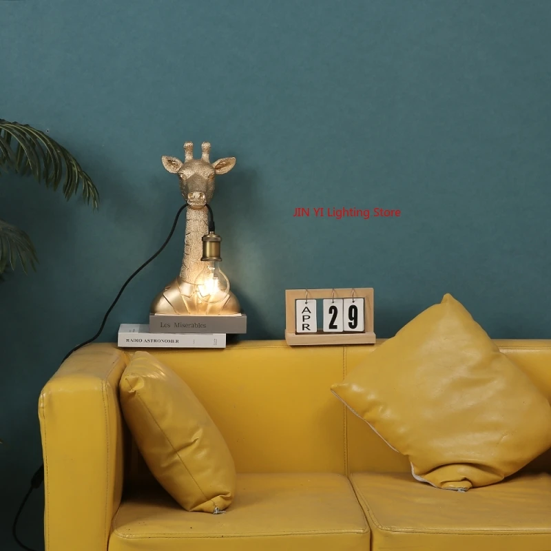 Decor Lighting Sales - Altın Sıcak Satış Reçine Zürafa LED